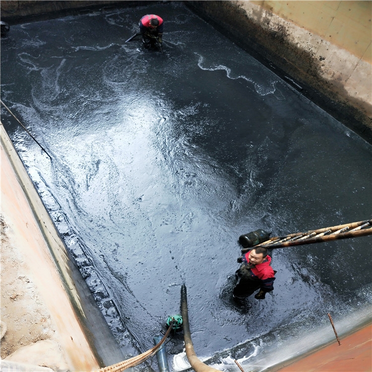 洪湖废水池清理